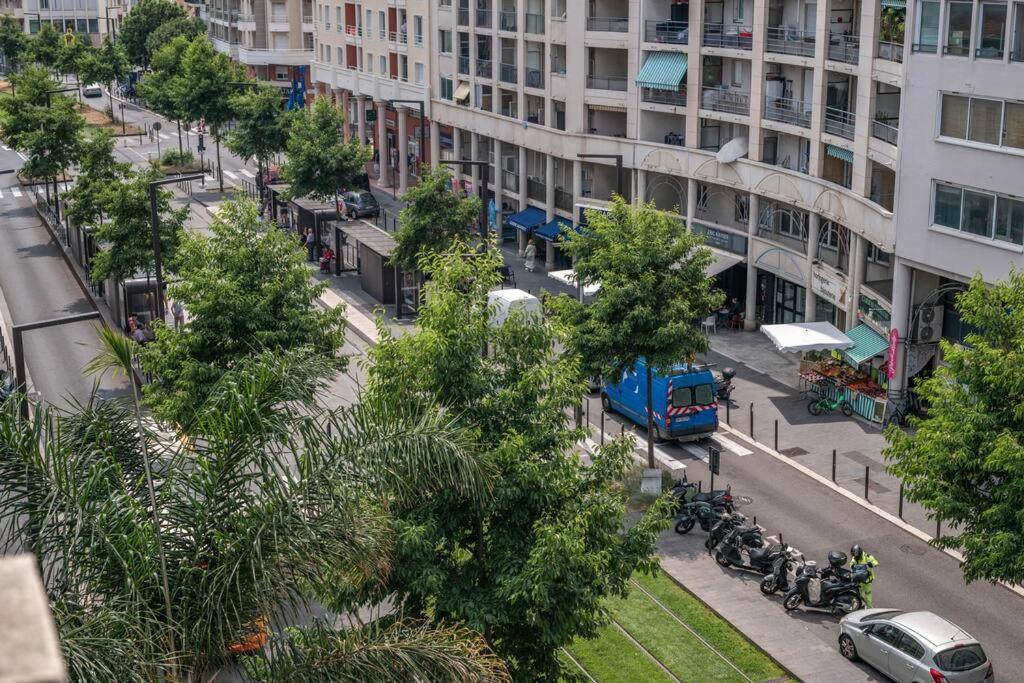 Ferienwohnung Le Balcon De La Baie Des Anges Nizza Exterior foto
